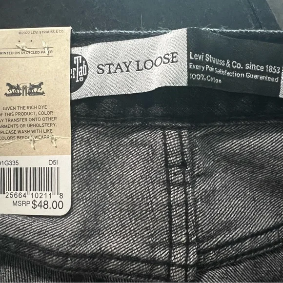 Levi's Boys size 20 30x32 $10.00 BLK Relaxed Jeans
$10 NWT - Picture 4 of 5